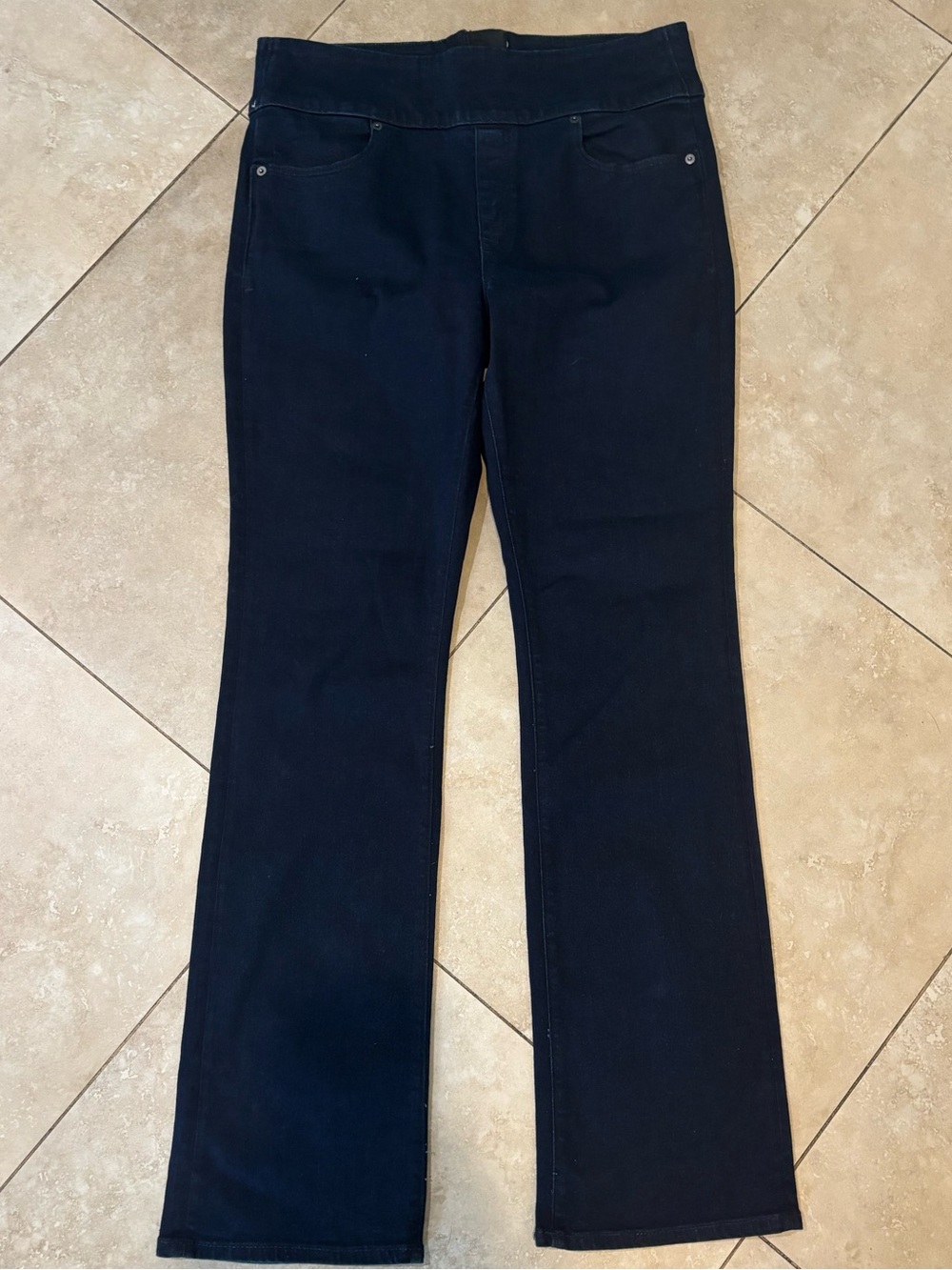 SPANX Signature Waist Slim Boot Jeans Size 31